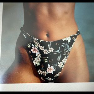 Skatie Salty bikini bottoms- Kona print